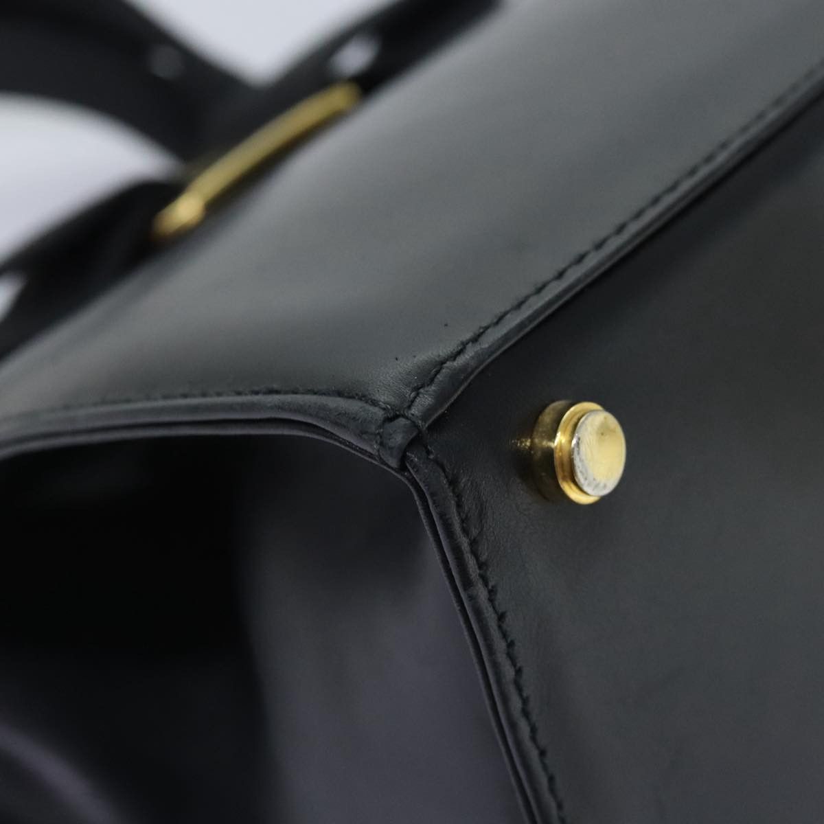 Salvatore Ferragamo Vara Black Leather Handbag (Pre-Owned) Size ONE SIZE - 9 Thumbnail