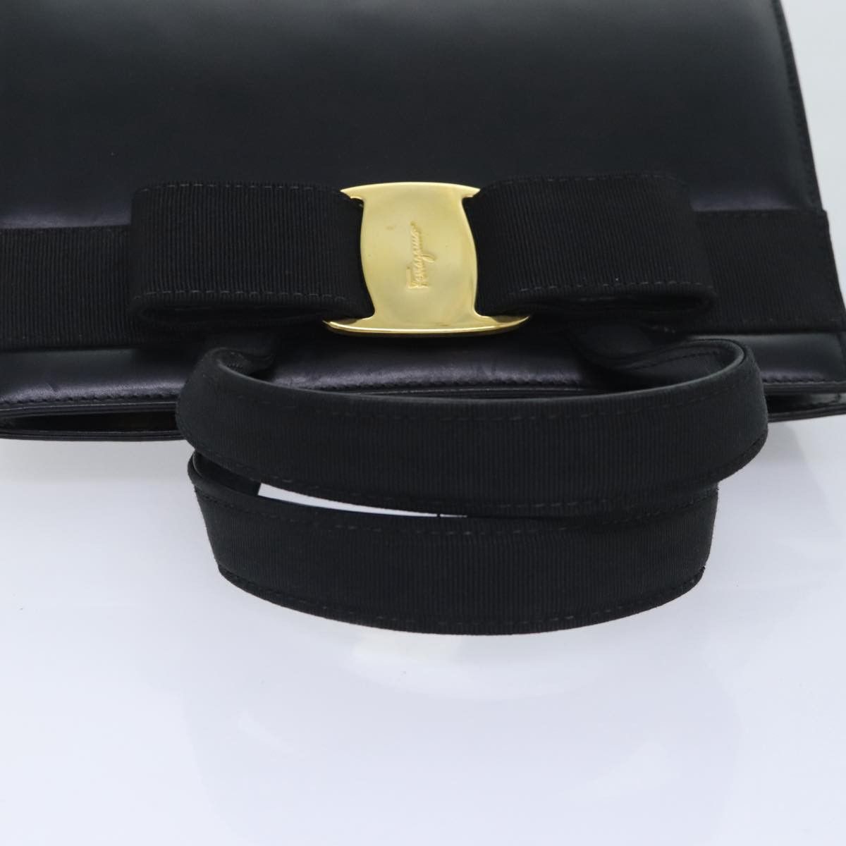 Salvatore Ferragamo Vara Black Leather Handbag (Pre-Owned) Size ONE SIZE - 6 Thumbnail