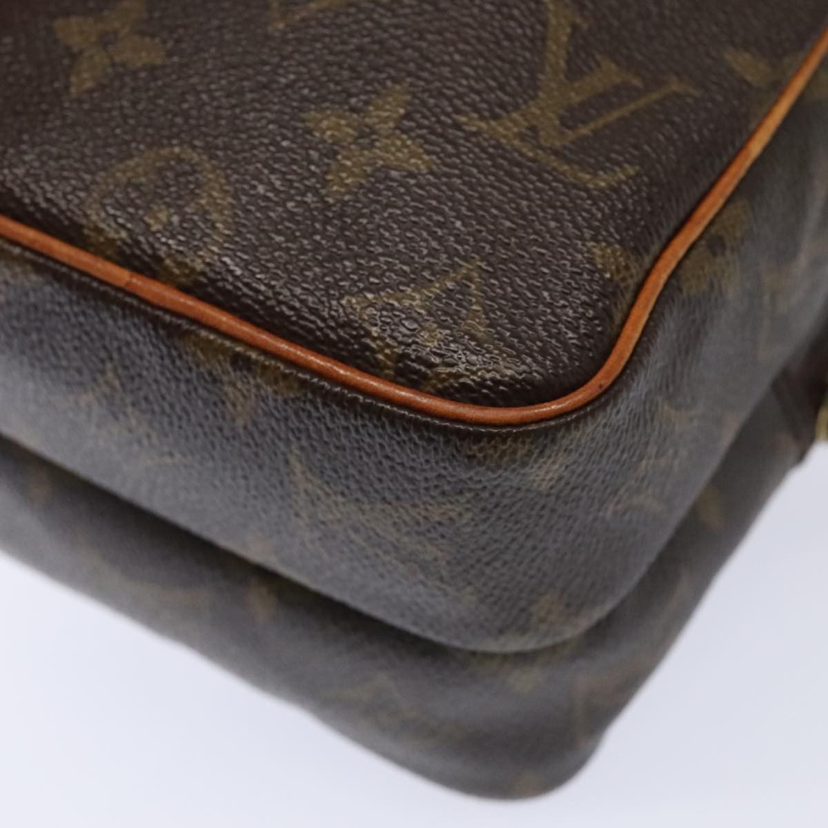 Louis Vuitton Amazon Brown Canvas Shoulder Bag (Pre-Owned) Size ONE SIZE - 16 Thumbnail