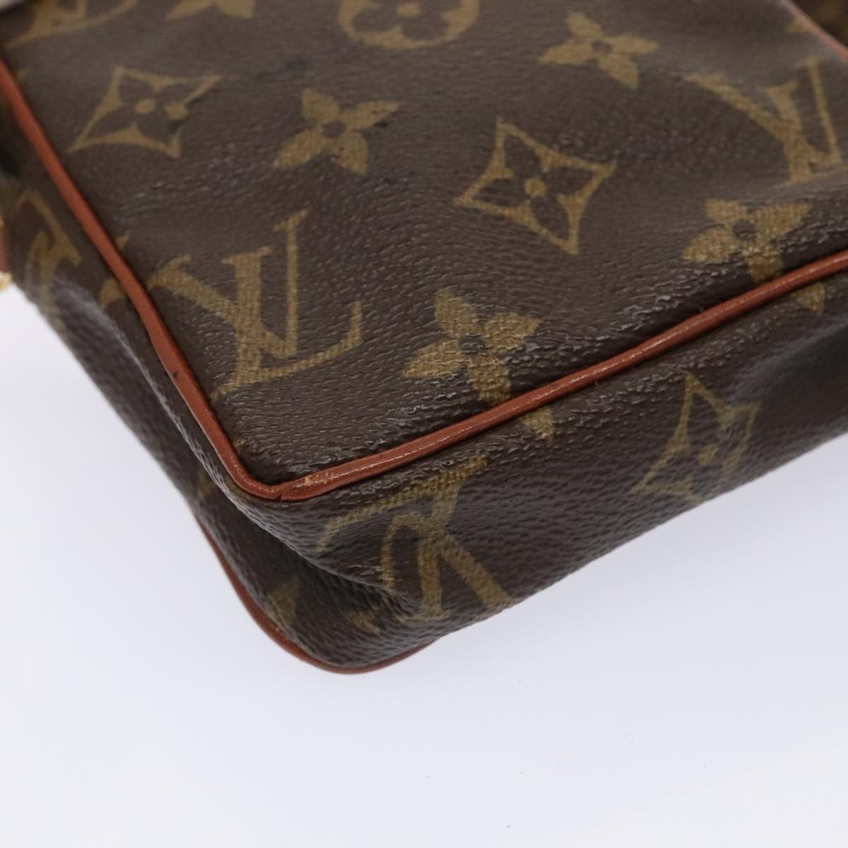Louis Vuitton Danube Black Canvas Shoulder Bag (Pre-Owned) Size ONE SIZE - 9 Thumbnail