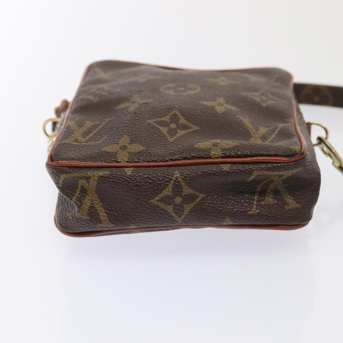 Louis Vuitton Danube Black Canvas Shoulder Bag (Pre-Owned) Size ONE SIZE - 17 Thumbnail