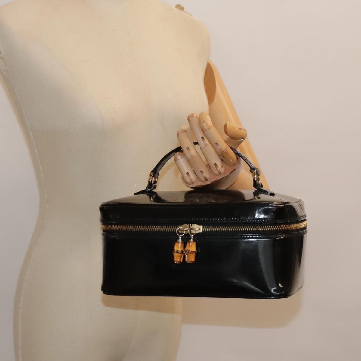 Gucci Bamboo Black Patent Leather Clutch Bag (Pre-Owned) Size ONE SIZE - 14 Thumbnail
