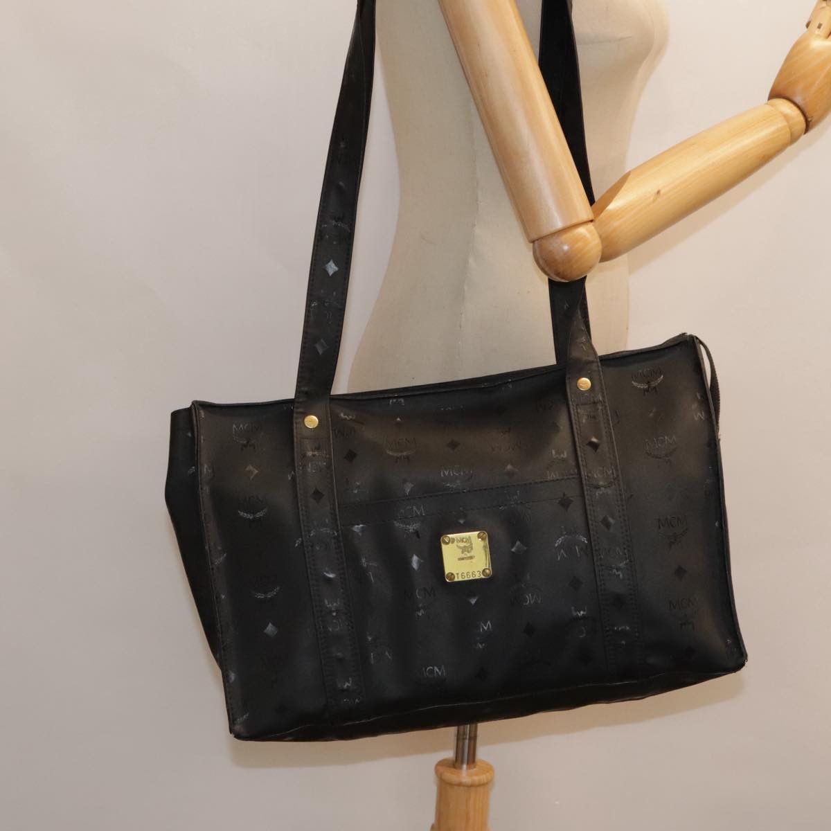 MCM Visetos Black Canvas Tote Bag (Pre-Owned) Size ONE SIZE - 15 Thumbnail