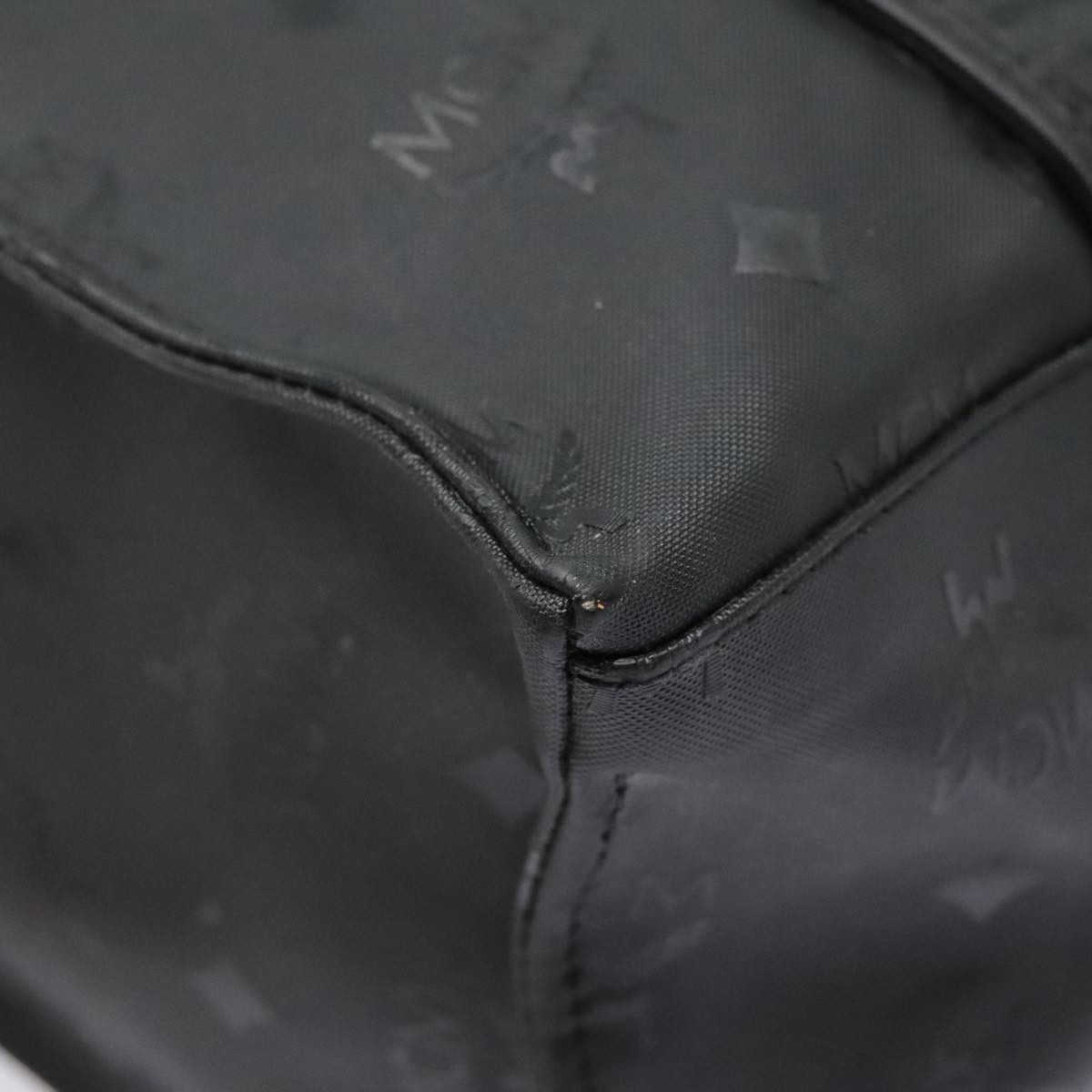 MCM Visetos Black Canvas Tote Bag (Pre-Owned) Size ONE SIZE - 9 Thumbnail