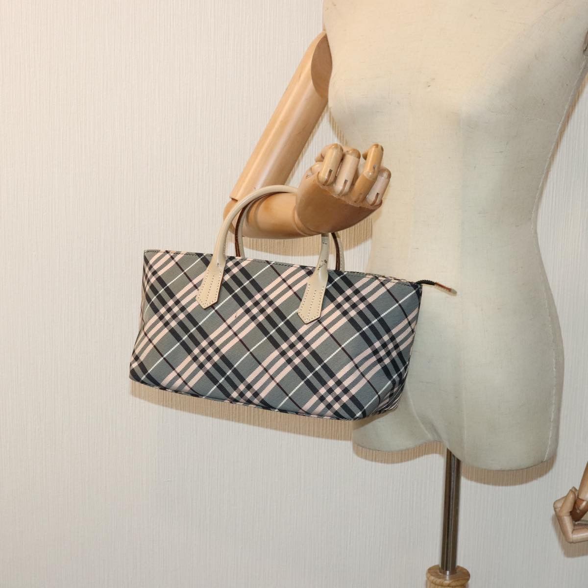 Burberry Nova Check Grey Synthetic Handbag (Pre-Owned) Size ONE SIZE - 14 Thumbnail