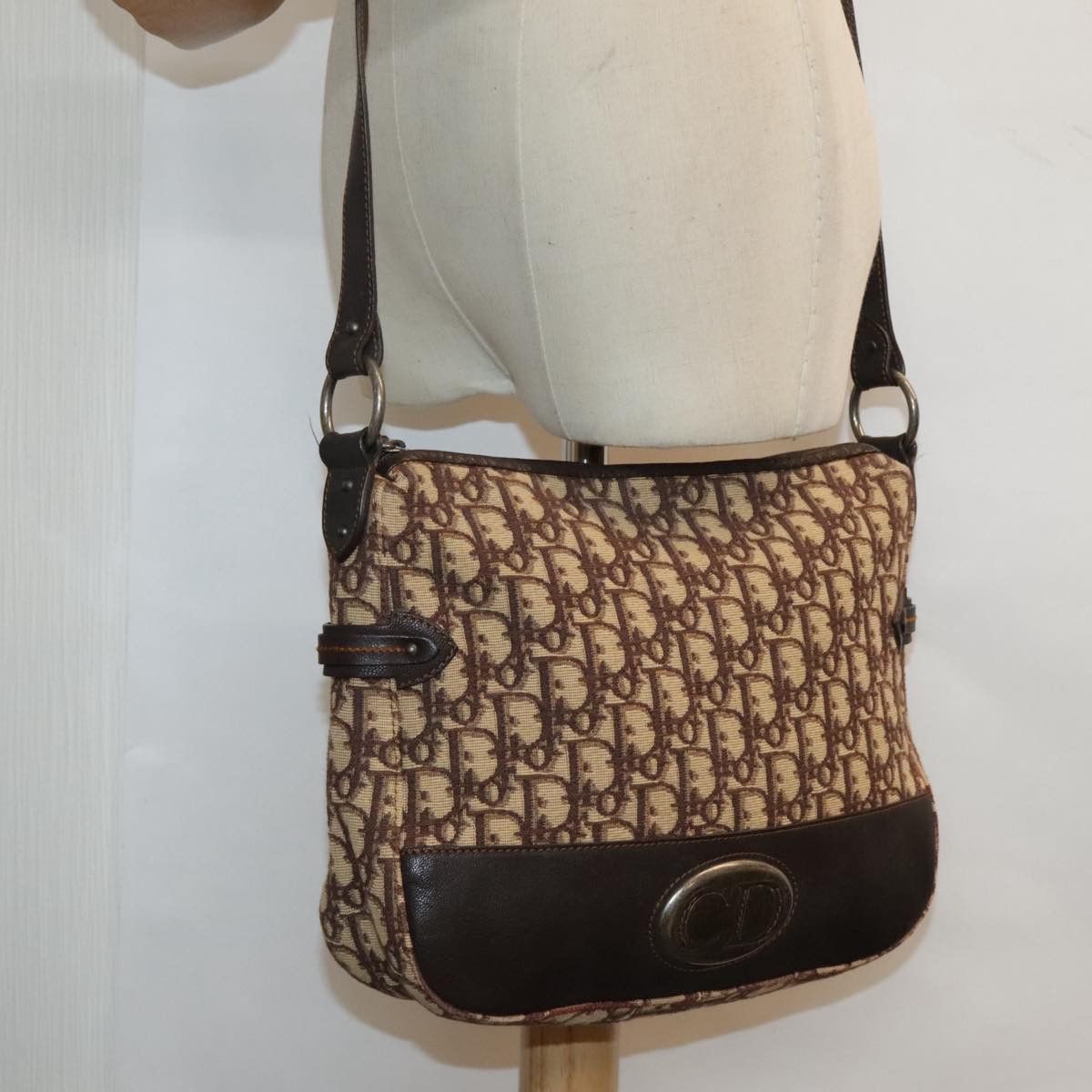 Dior Trotter Beige Canvas Shoulder Bag (Pre-Owned) Size ONE SIZE - 11 Thumbnail