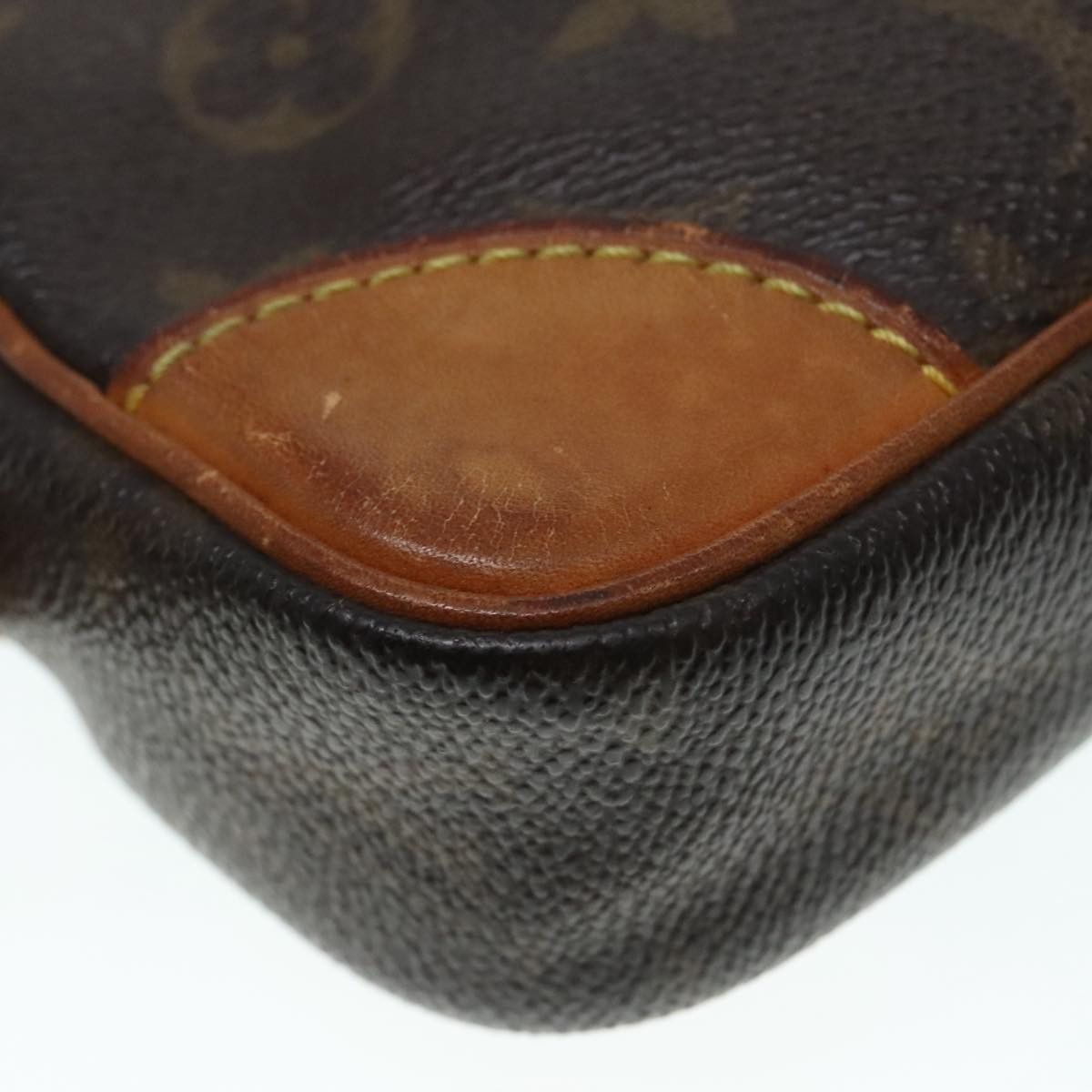 Louis Vuitton Marly Dragonne Brown Canvas Clutch Bag (Pre-Owned) Size ONE SIZE - 16 Thumbnail
