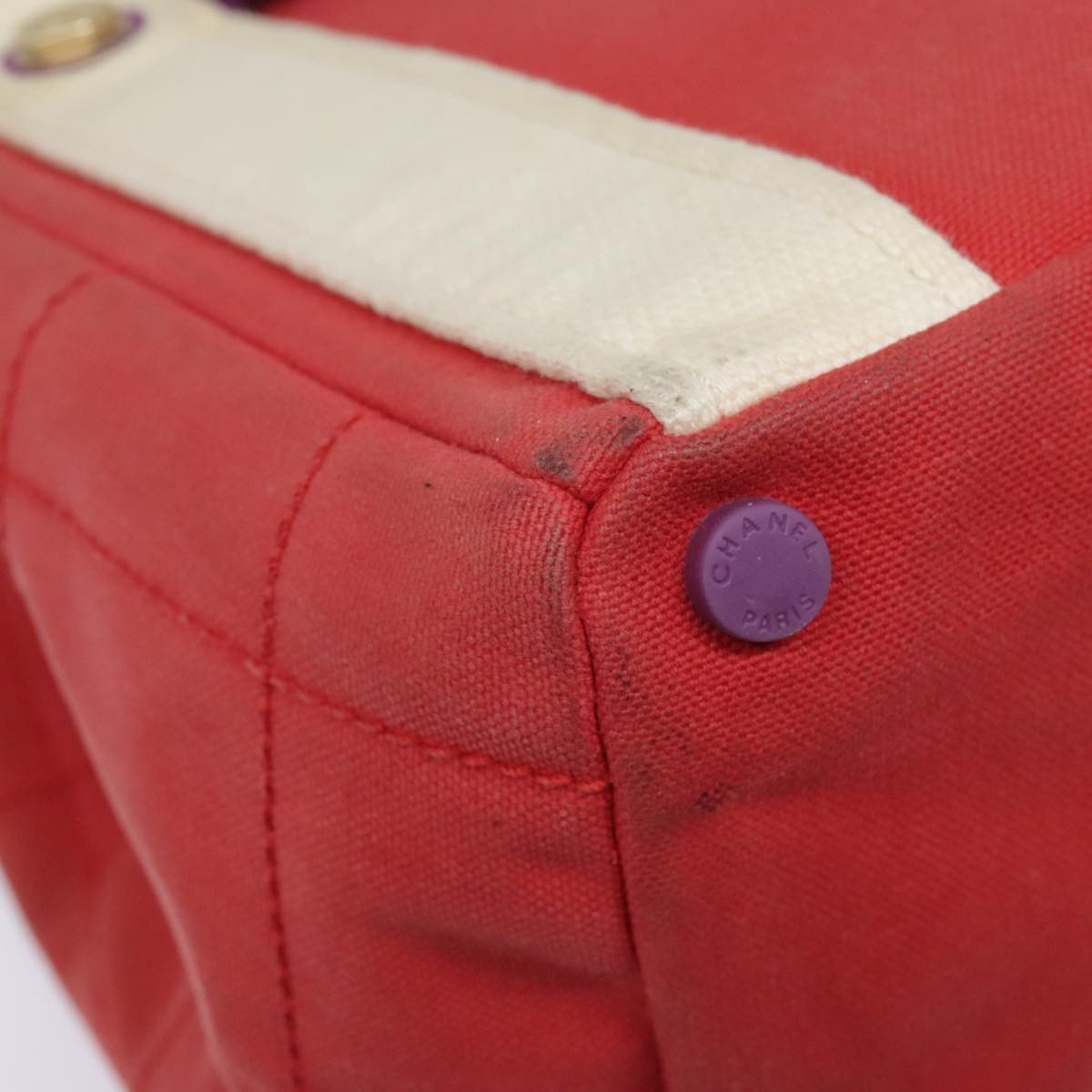 Chanel Chocolate Bar Red Canvas Tote Bag (Pre-Owned) Size ONE SIZE - 11 Thumbnail