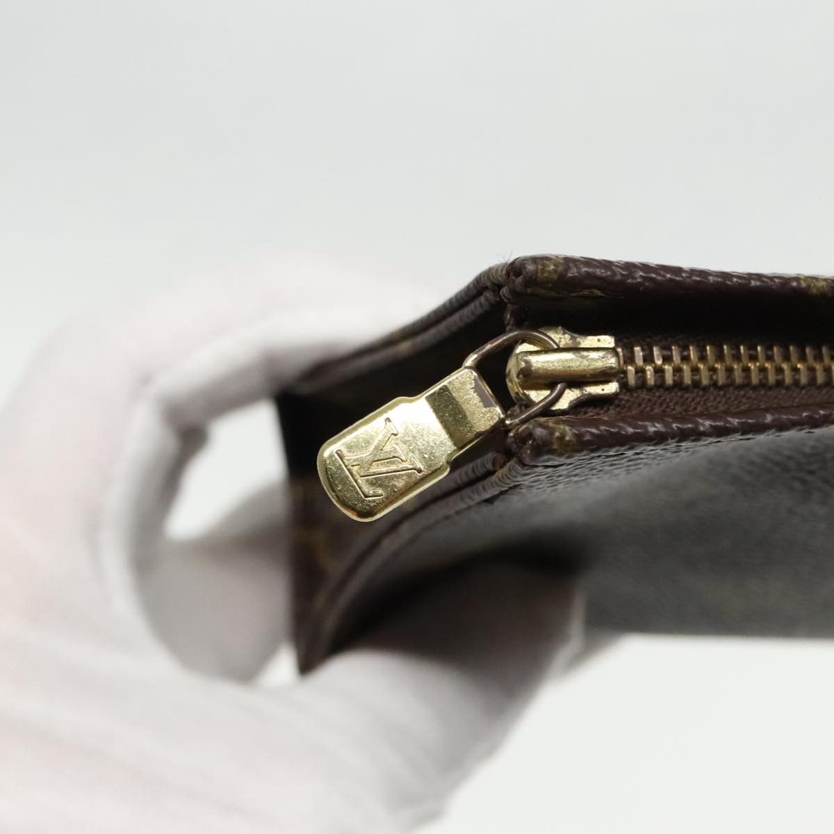 Louis Vuitton Poche Toilette 15 Brown Canvas Clutch Bag (Pre-Owned) Size ONE SIZE - 5 Thumbnail