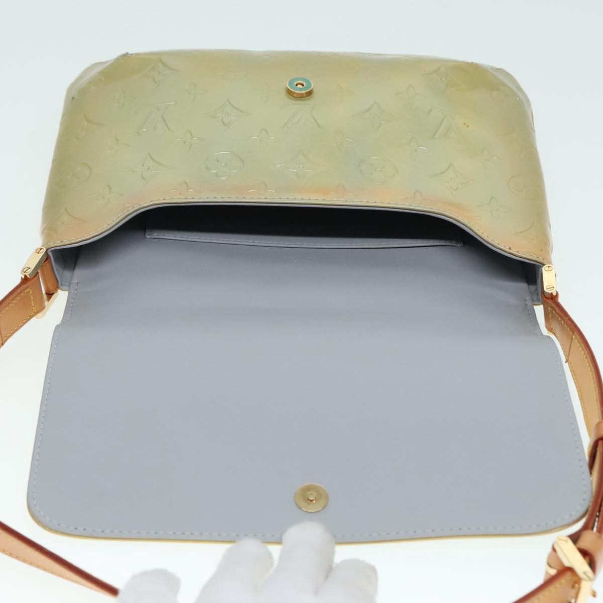 Louis Vuitton Thompson Street Camel Patent Leather Shoulder Bag Size ONE SIZE - 17 Thumbnail