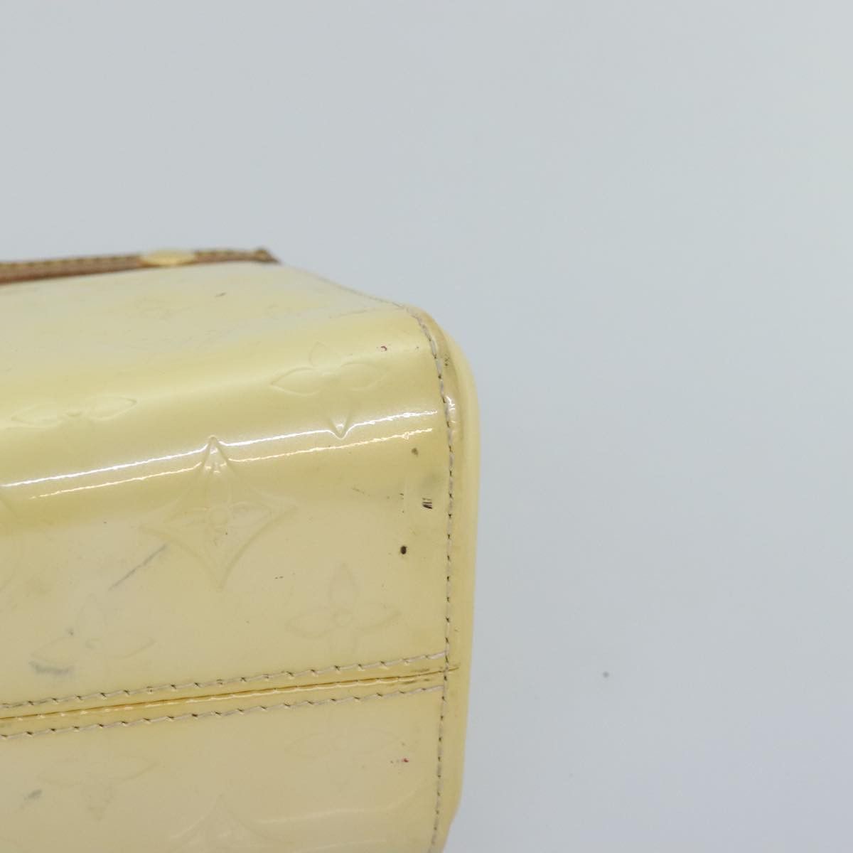 Louis Vuitton Roxbury Beige Patent Leather Handbag (Pre-Owned) Size ONE SIZE - 8 Thumbnail