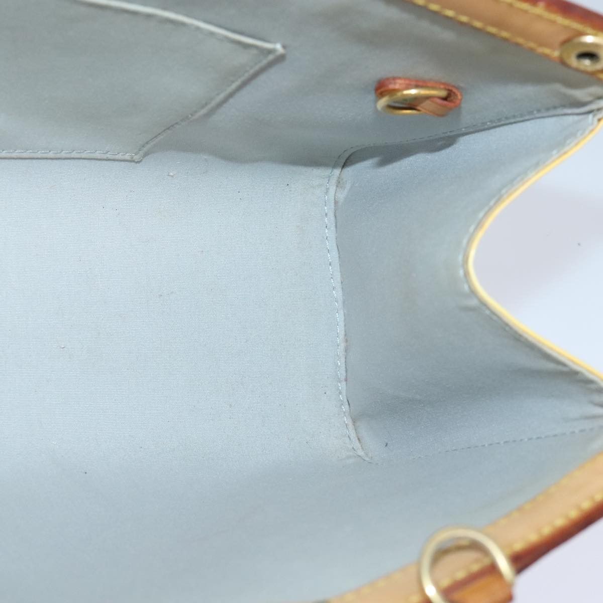 Louis Vuitton Roxbury Beige Patent Leather Handbag (Pre-Owned) Size ONE SIZE - 19 Thumbnail