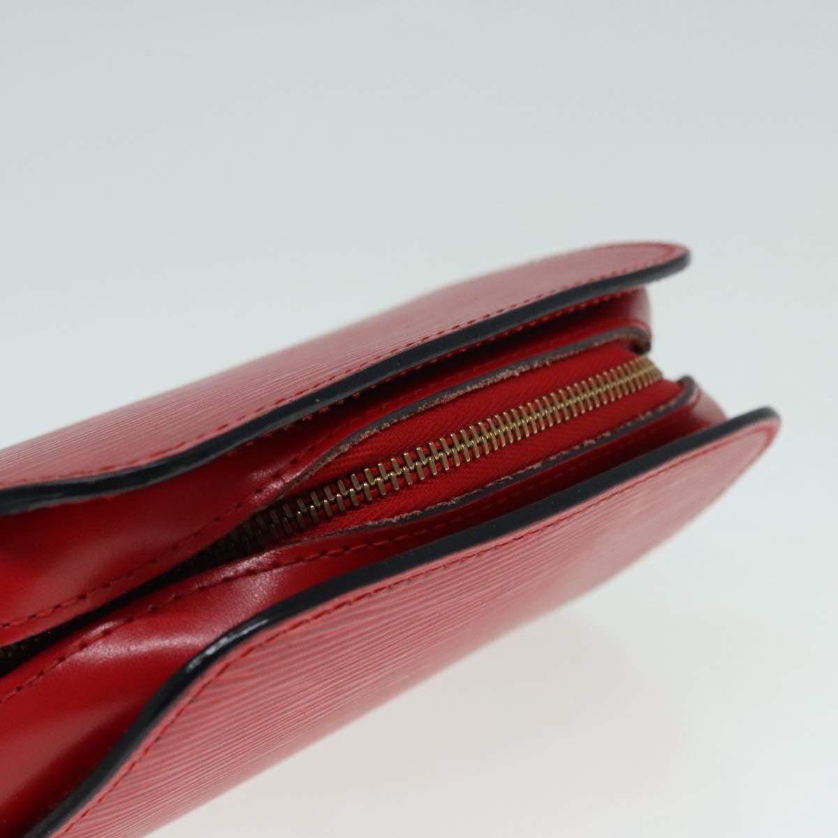 Louis Vuitton Dauphine Red Leather Clutch Bag (Pre-Owned) Size ONE SIZE - 12 Thumbnail