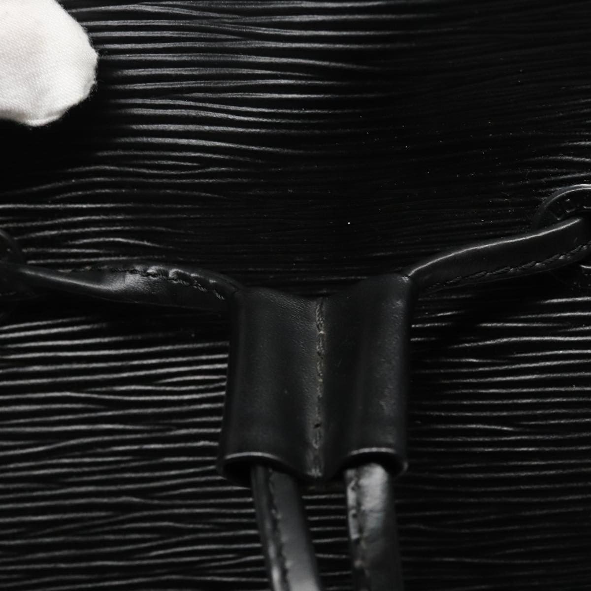 Louis Vuitton Sac A Dos Black Leather Shoulder Bag (Pre-Owned) Size ONE SIZE - 20 Thumbnail