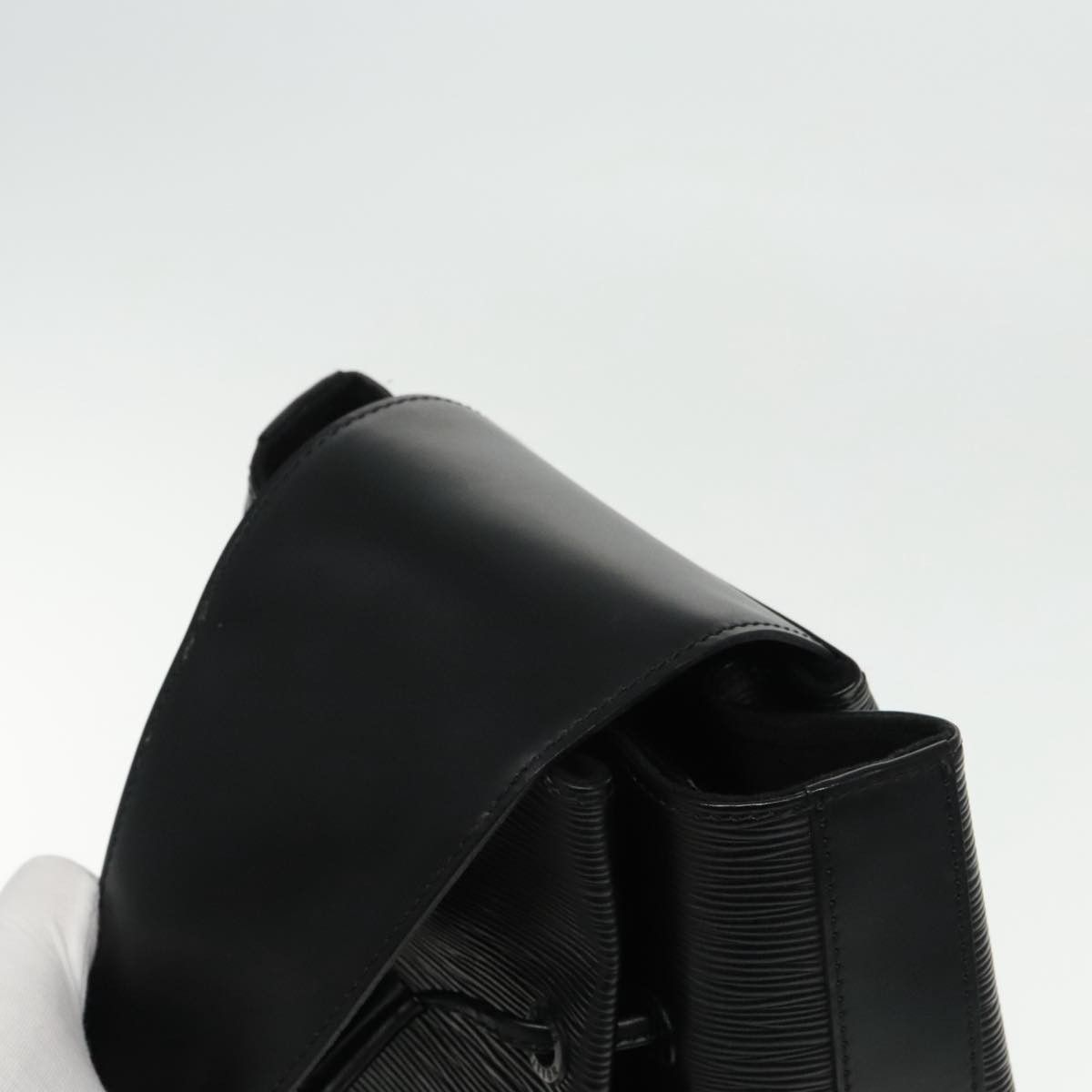 Louis Vuitton Sac A Dos Black Leather Shoulder Bag (Pre-Owned) Size ONE SIZE - 16 Thumbnail