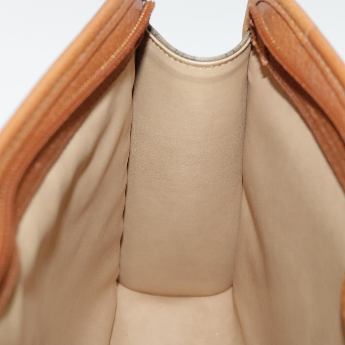 Gucci Beige Canvas Clutch Bag (Pre-Owned) Size ONE SIZE - 18 Thumbnail