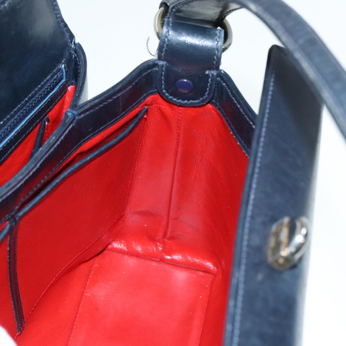 Gucci Black Leather Shoulder Bag (Pre-Owned) Size ONE SIZE - 19 Thumbnail