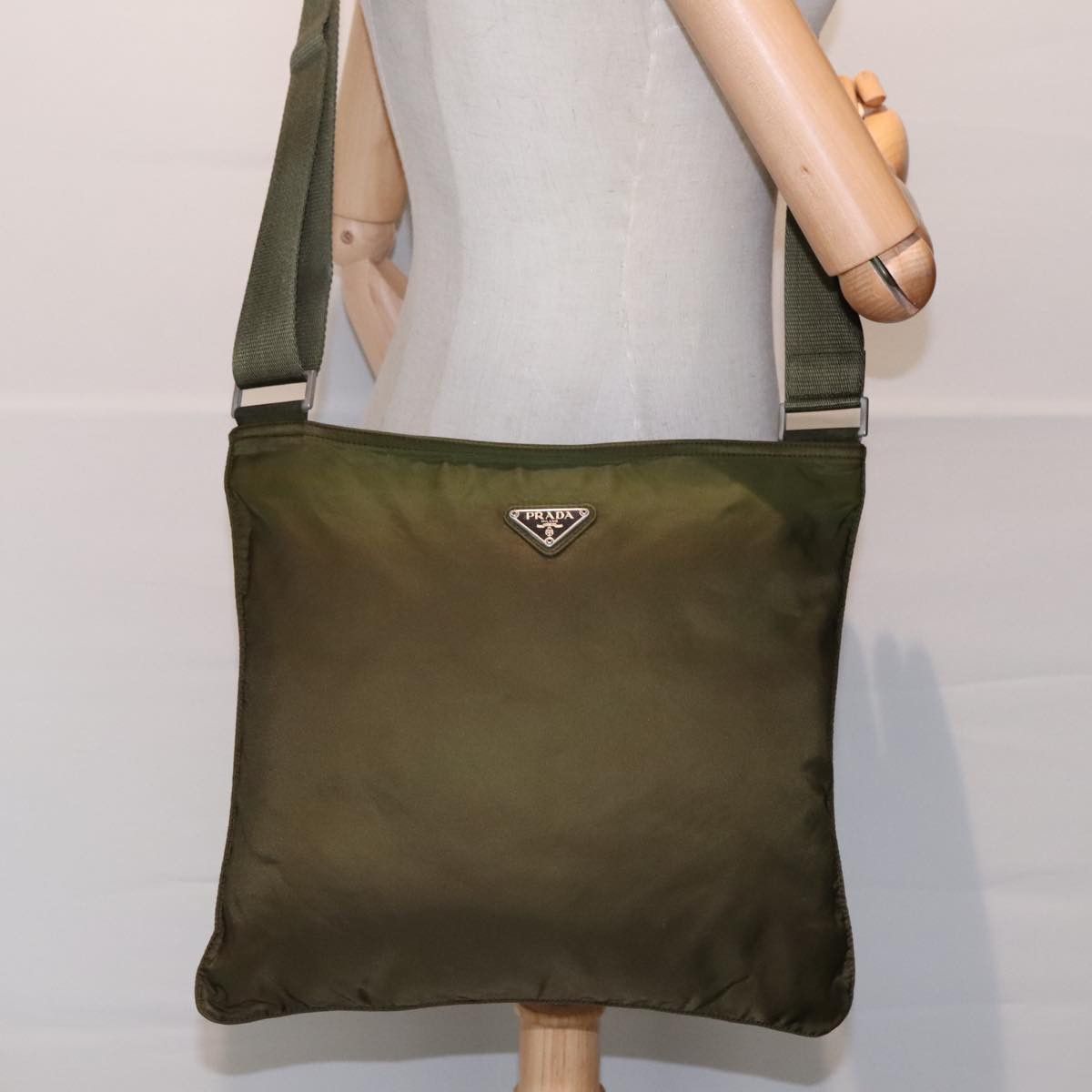 Prada Re-Nylon Khaki Synthetic Shoulder Bag (Pre-Owned) Size ONE SIZE - 15 Thumbnail