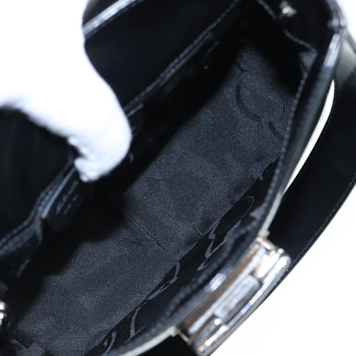 Salvatore Ferragamo Gancini Black Patent Leather Handbag (Pre-Owned) Size ONE SIZE - 13 Thumbnail