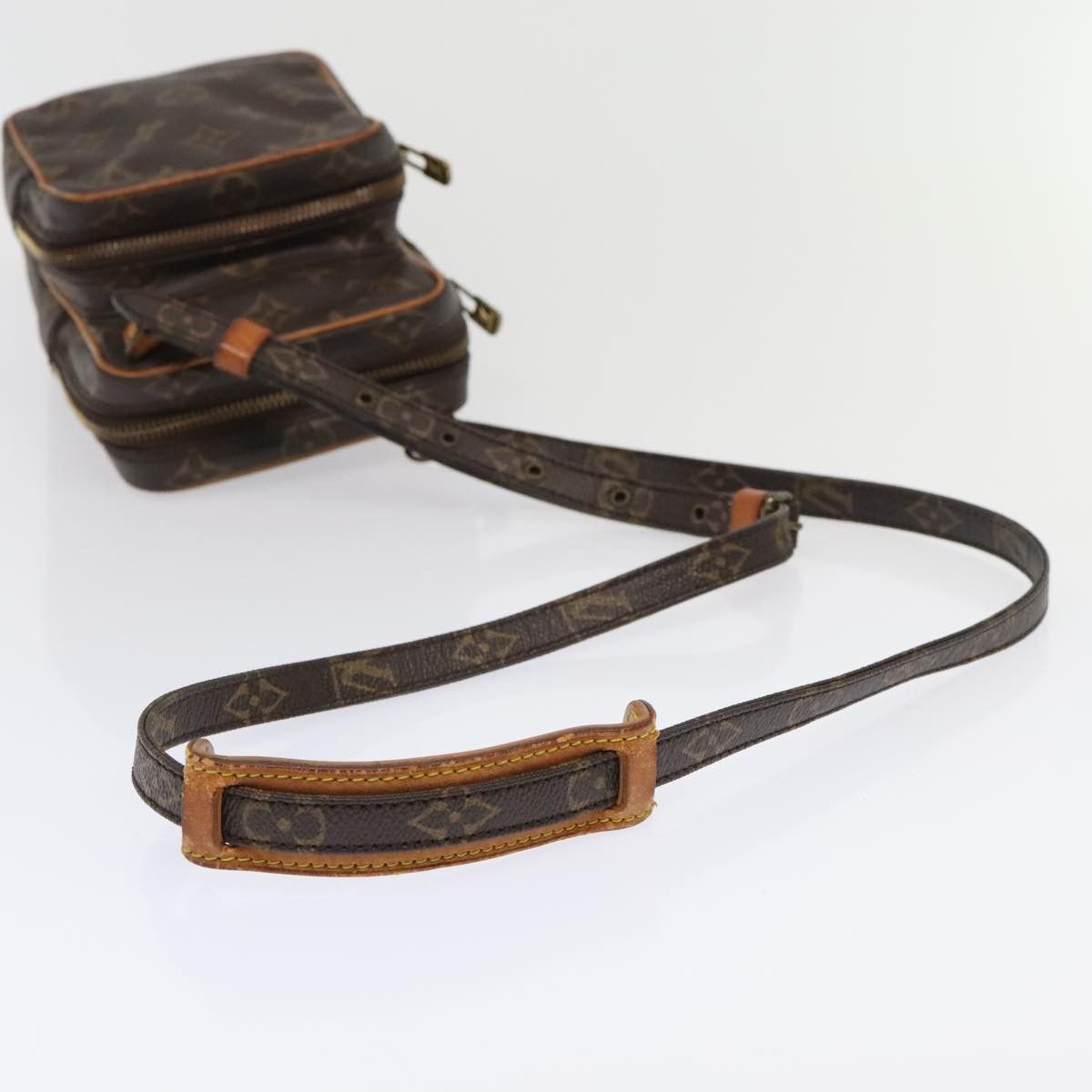 Louis Vuitton Mini Amazone Brown Canvas Shoulder Bag (Pre-Owned) Size ONE SIZE - 5 Thumbnail