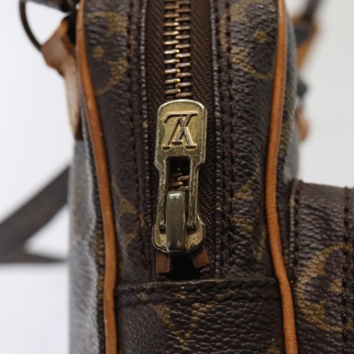 Louis Vuitton Mini Amazone Brown Canvas Shoulder Bag (Pre-Owned) Size ONE SIZE - 11 Thumbnail