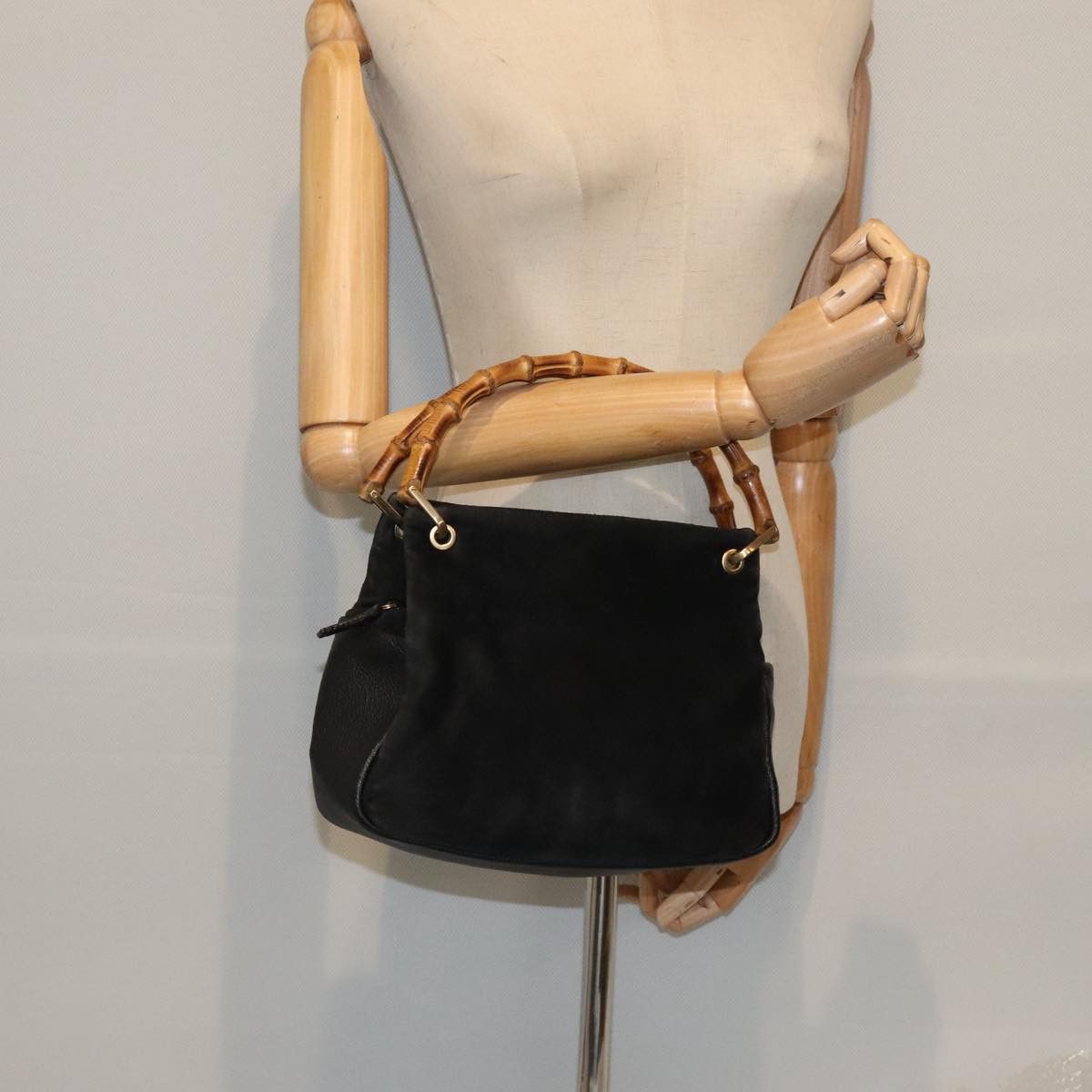 Gucci Bamboo Black Suede Handbag (Pre-Owned) Size ONE SIZE - 15 Thumbnail