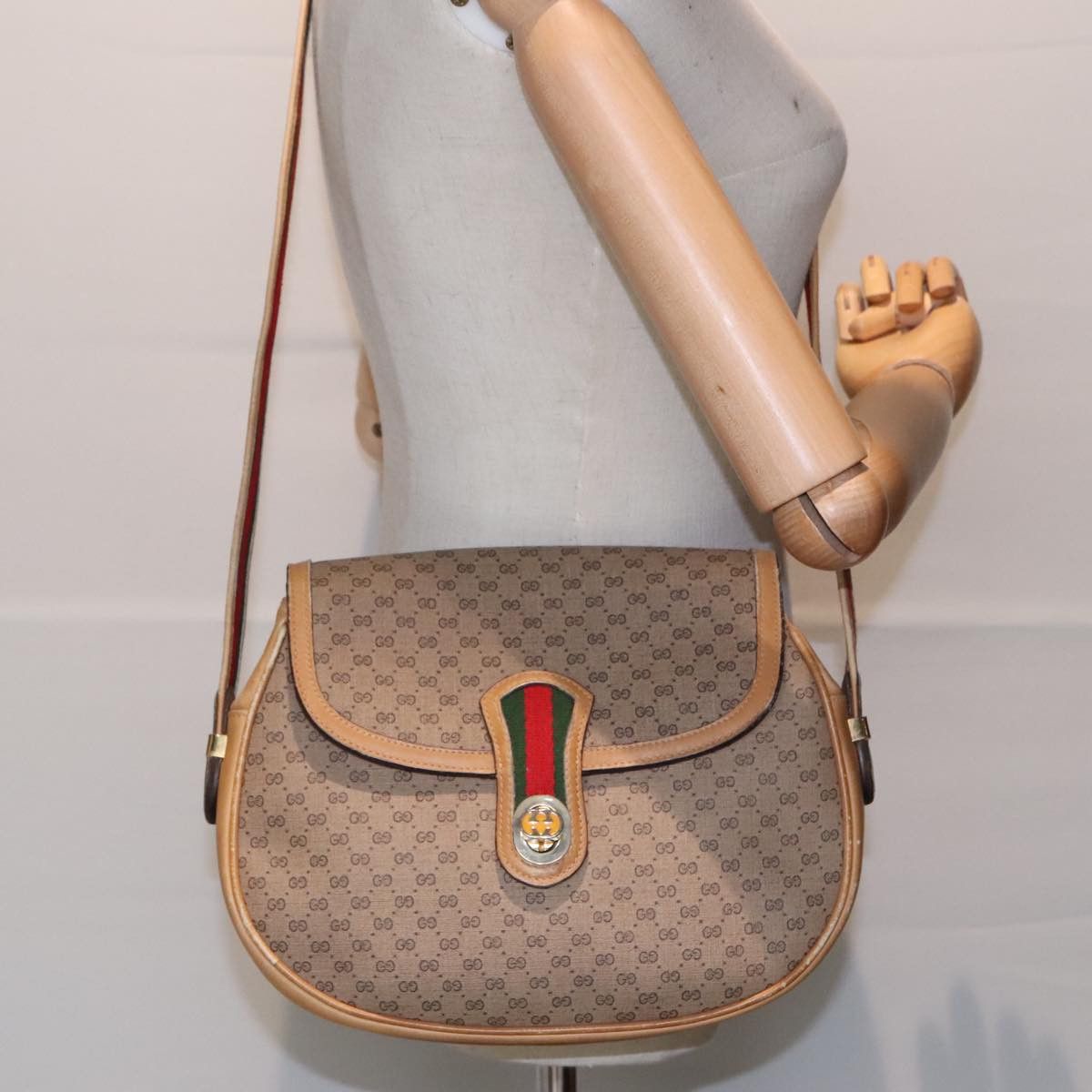 Gucci Ophidia Beige Canvas Shoulder Bag (Pre-Owned) Size ONE SIZE - 11 Thumbnail