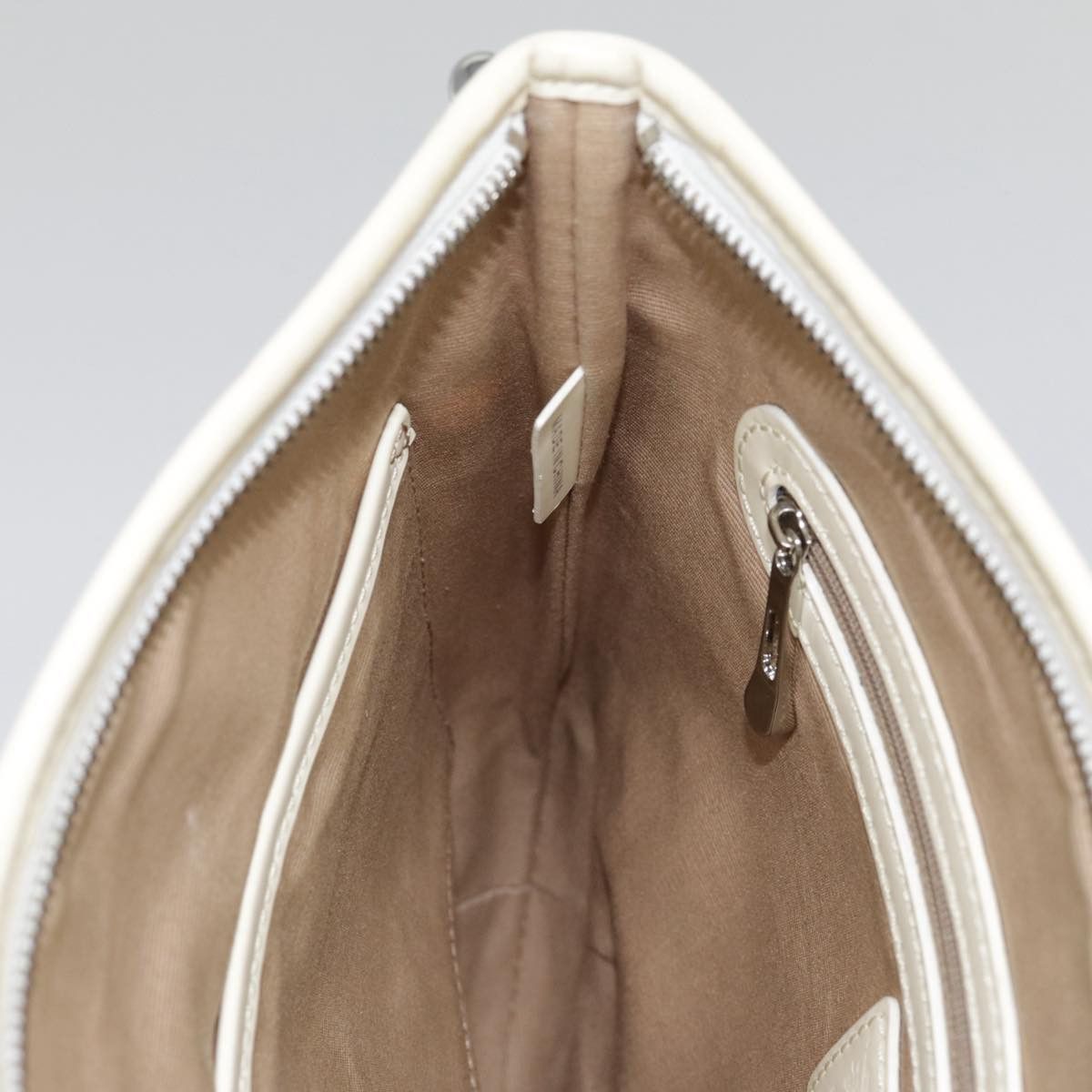 Burberry Nova Check Beige Canvas Shoulder Bag (Pre-Owned) Size ONE SIZE - 18 Thumbnail