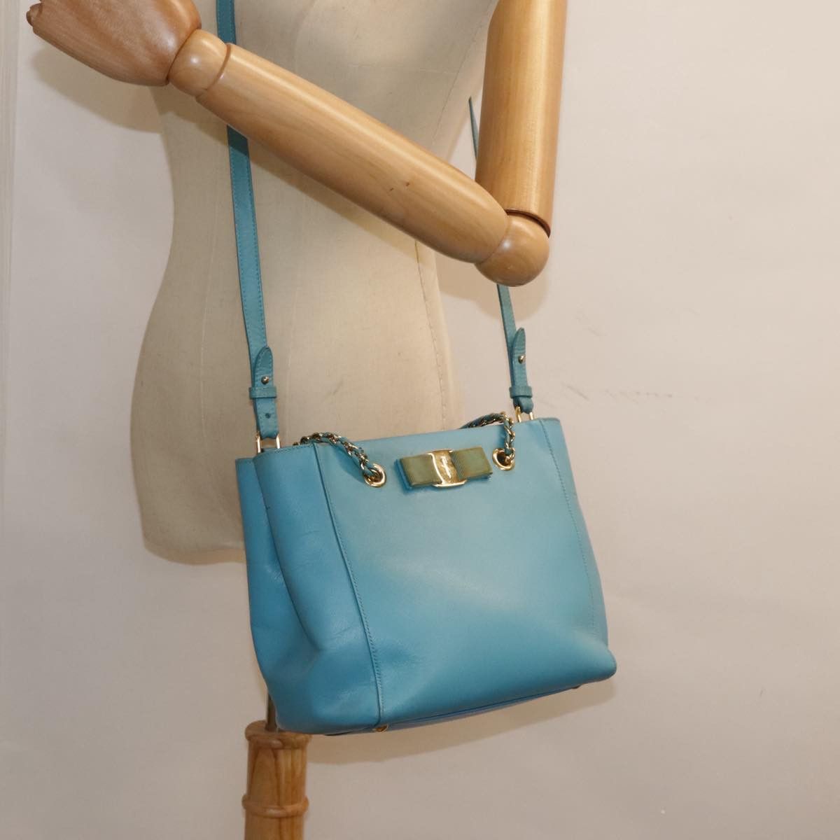 Salvatore Ferragamo Blue Leather Handbag (Pre-Owned) Size ONE SIZE - 14 Thumbnail