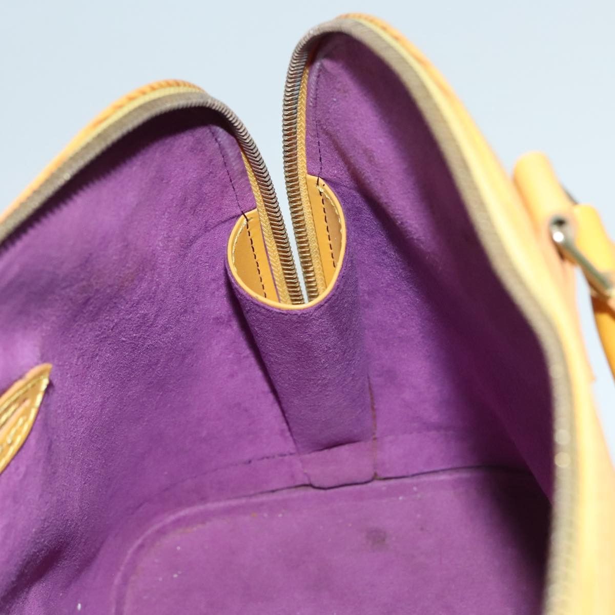 Louis Vuitton Yellow Leather Handbag (Pre-Owned) Size ONE SIZE - 20 Thumbnail
