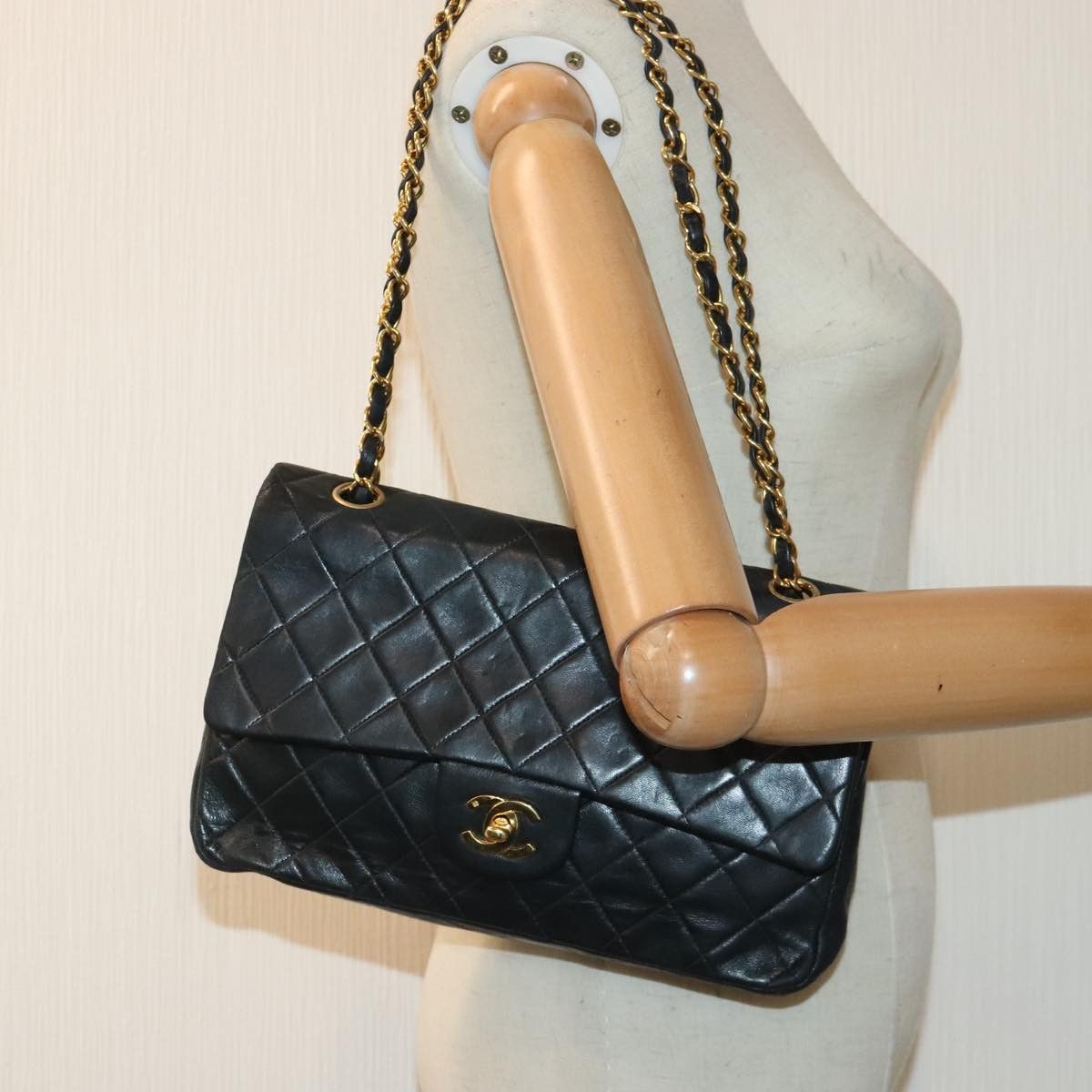 Chanel Timeless 26 Black Leather Shoulder Bag (Pre-Owned) Size ONE SIZE - 13 Thumbnail