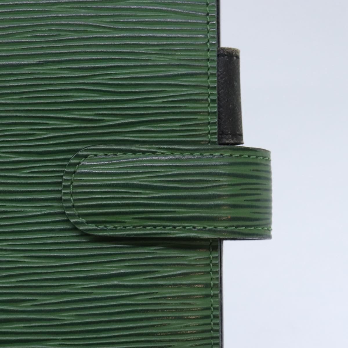 Louis Vuitton Agenda Mm Green Leather Wallet (Pre-Owned) Size ONE SIZE - 15 Thumbnail