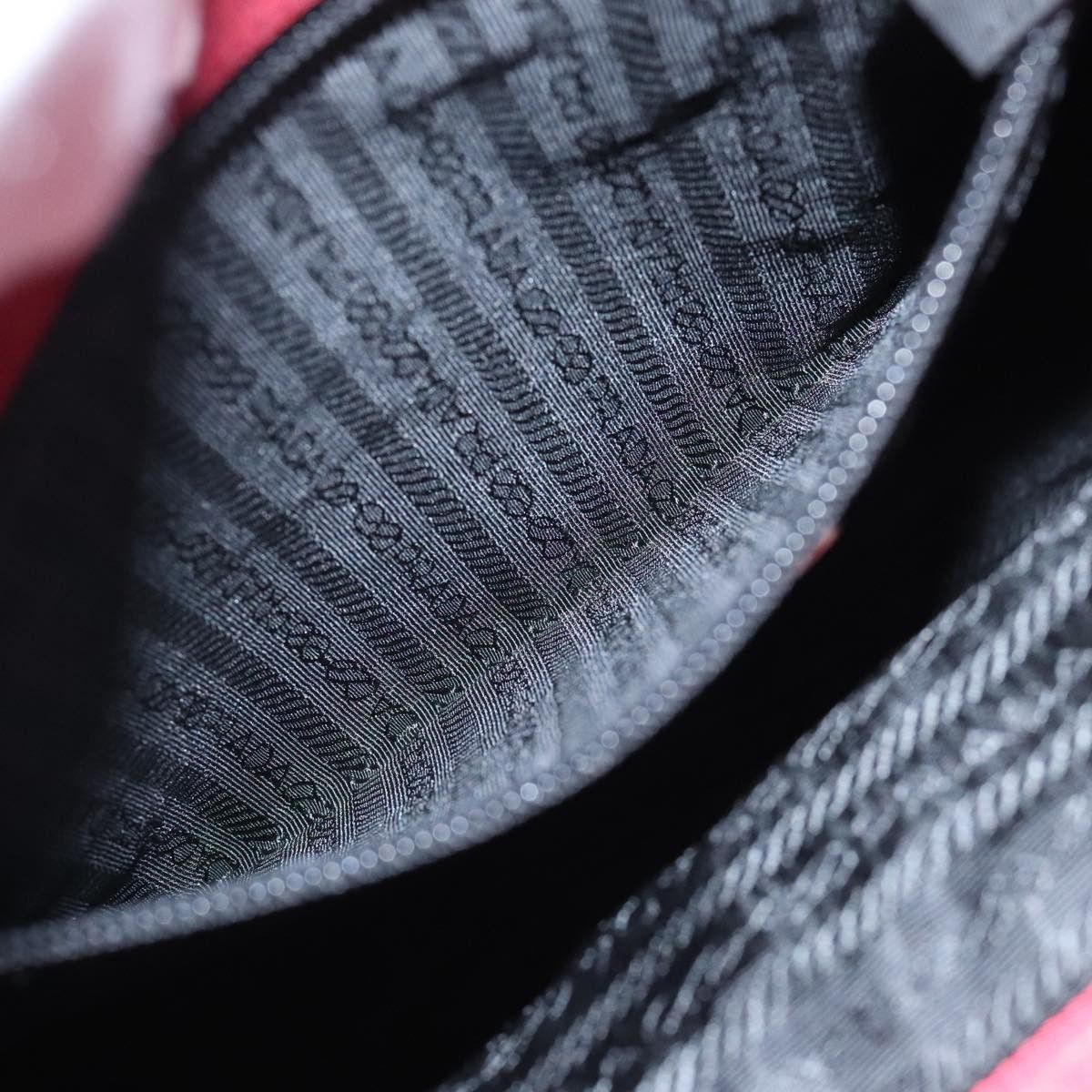 Prada Red Synthetic Handbag (Pre-Owned) Size ONE SIZE - 18 Thumbnail