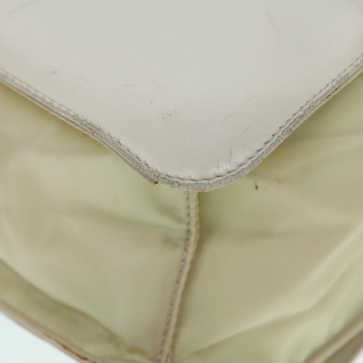 Prada White Leather Shoulder Bag (Pre-Owned) Size ONE SIZE - 10 Thumbnail