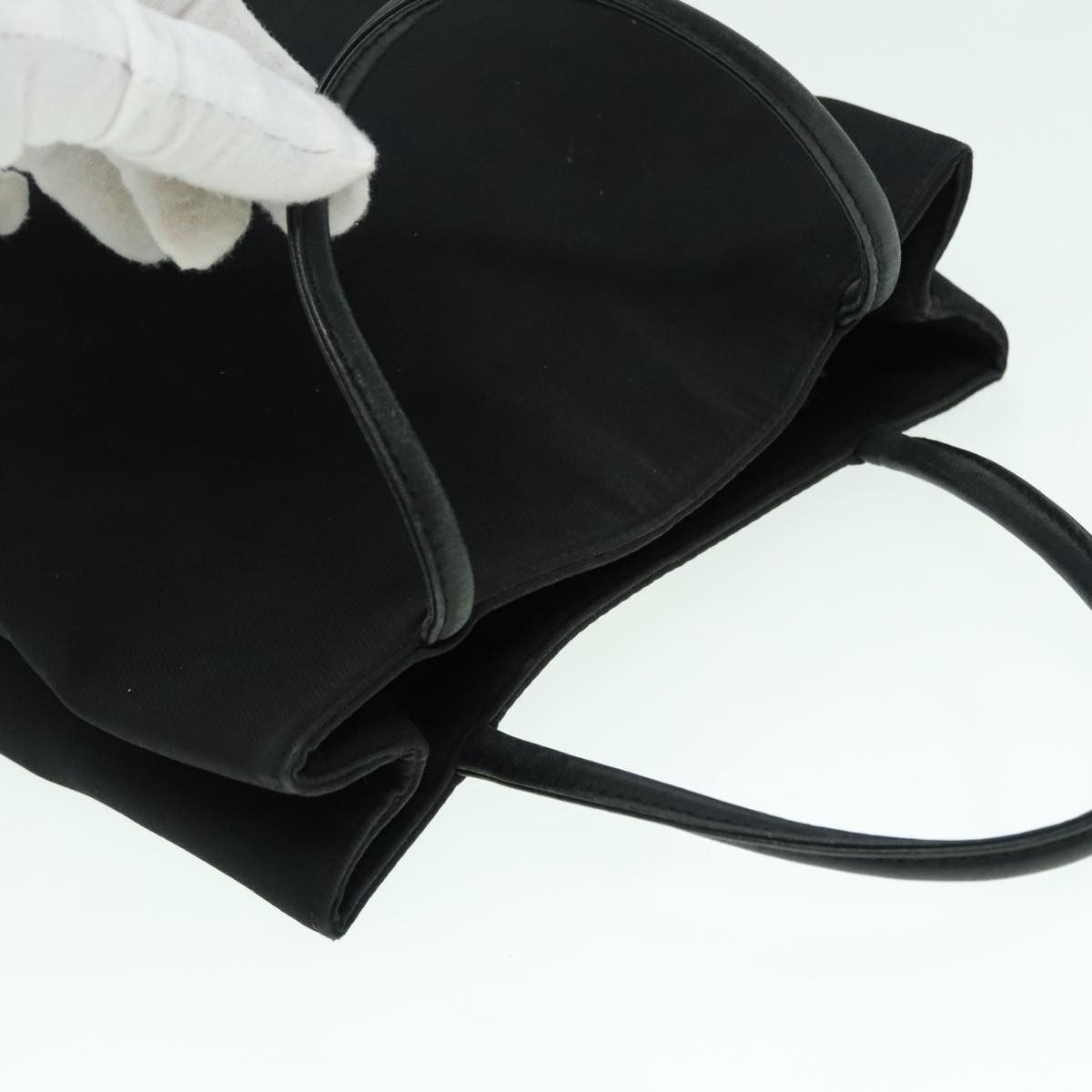Burberry Black Canvas Handbag (Pre-Owned) Size ONE SIZE - 16 Thumbnail