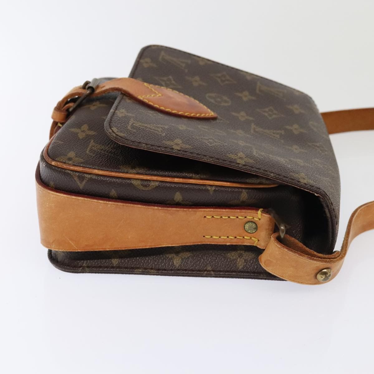 Louis Vuitton Cartouchière Brown Canvas Shoulder Bag (Pre-Owned) Size ONE SIZE - 3 Thumbnail