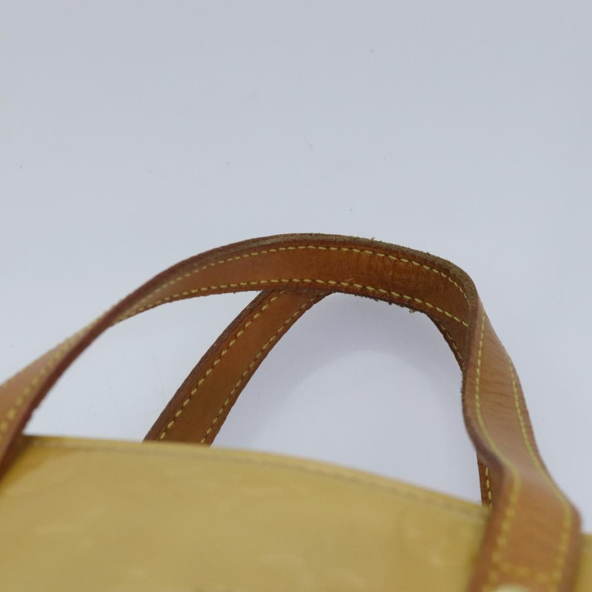Louis Vuitton Reade Beige Patent Leather Tote Bag (Pre-Owned) Size ONE SIZE - 13 Thumbnail