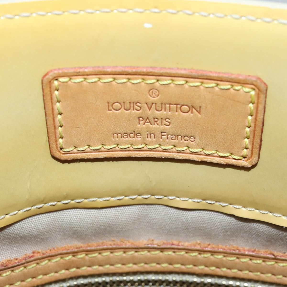 Louis Vuitton Reade Beige Patent Leather Tote Bag (Pre-Owned) Size ONE SIZE - 11 Thumbnail