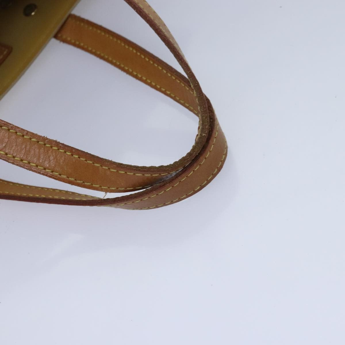 Louis Vuitton Reade Beige Patent Leather Tote Bag (Pre-Owned) Size ONE SIZE - 5 Thumbnail
