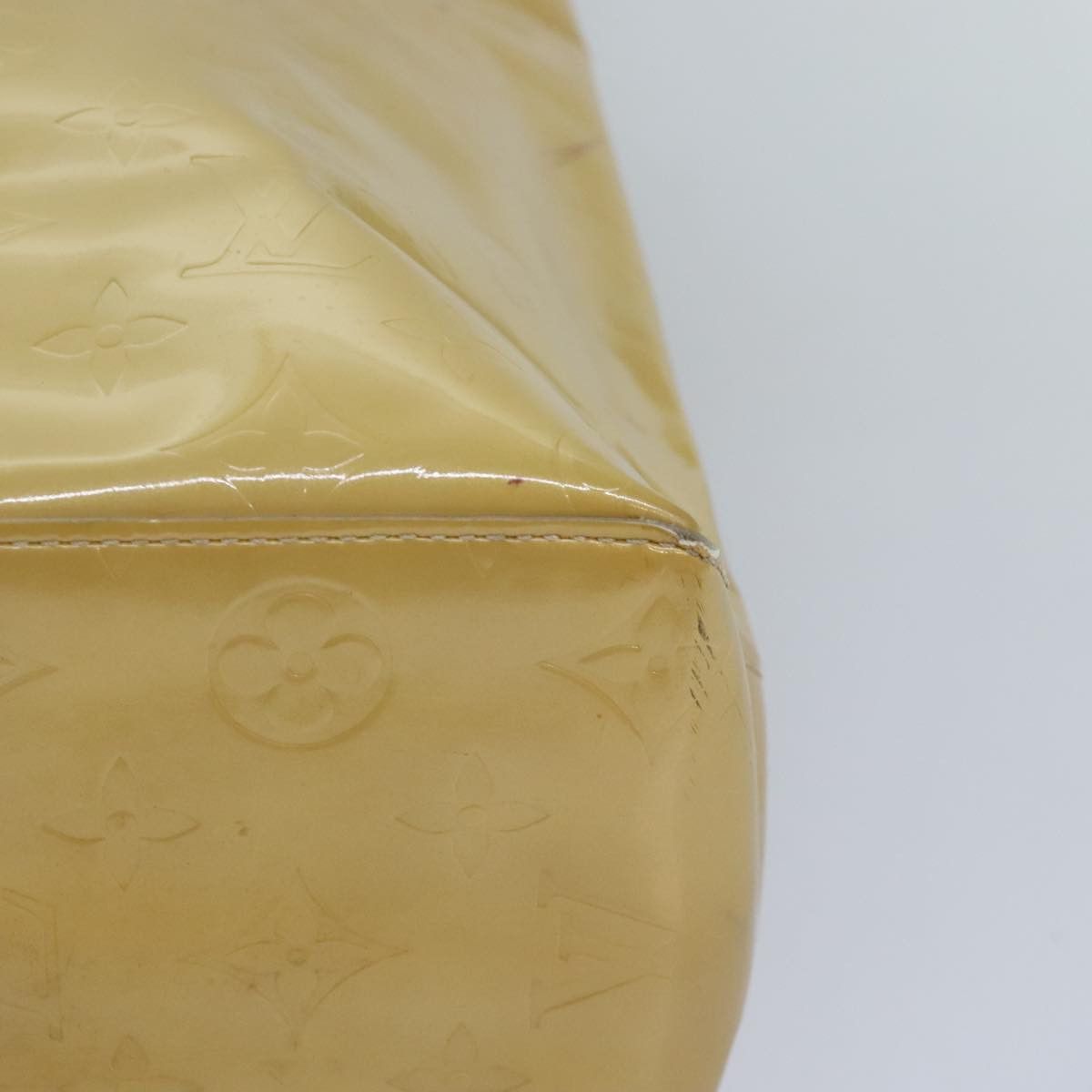 Louis Vuitton Reade Beige Patent Leather Tote Bag (Pre-Owned) Size ONE SIZE - 15 Thumbnail