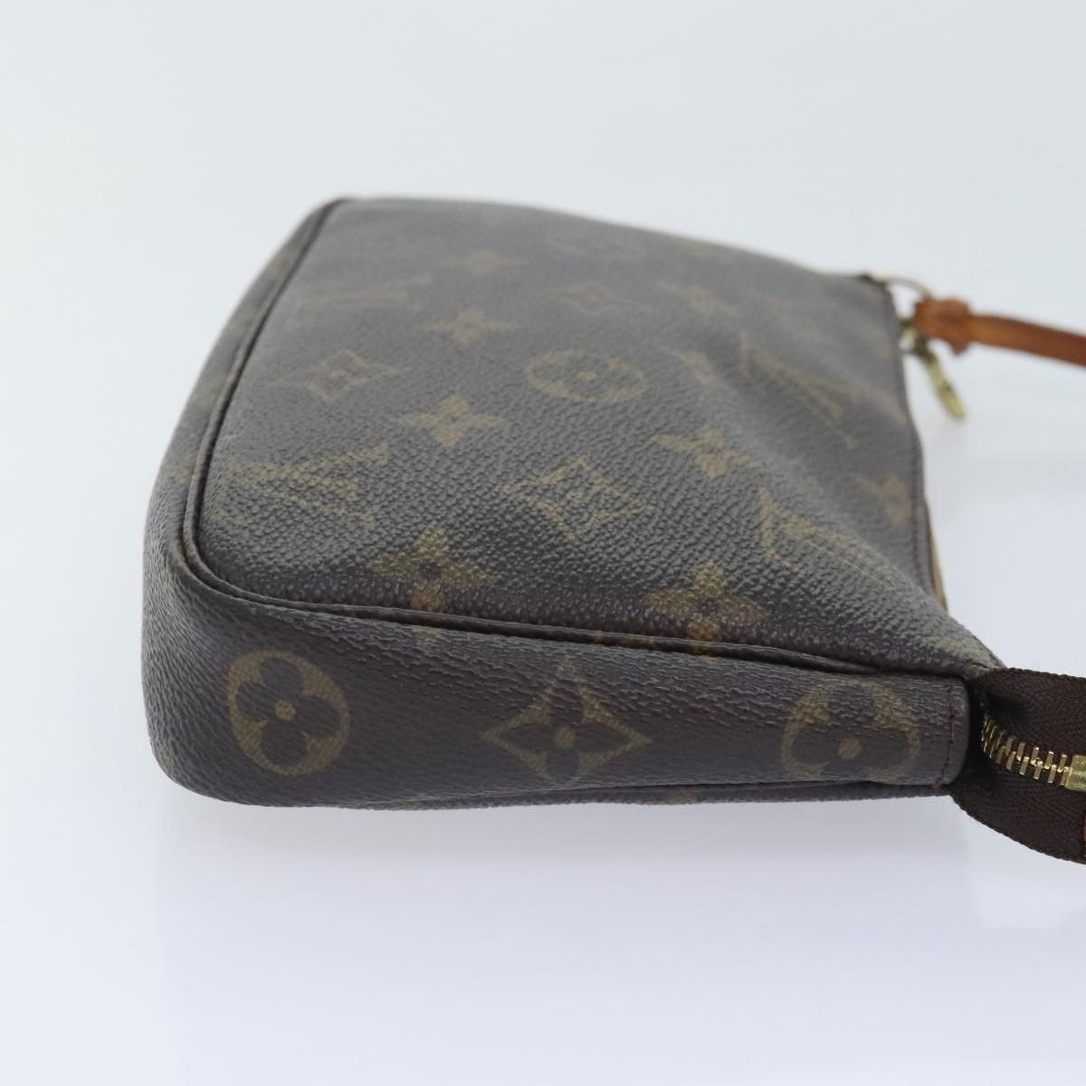 Pochette Accessoire Brown Canvas Shoulder Bag (Pre-Owned)