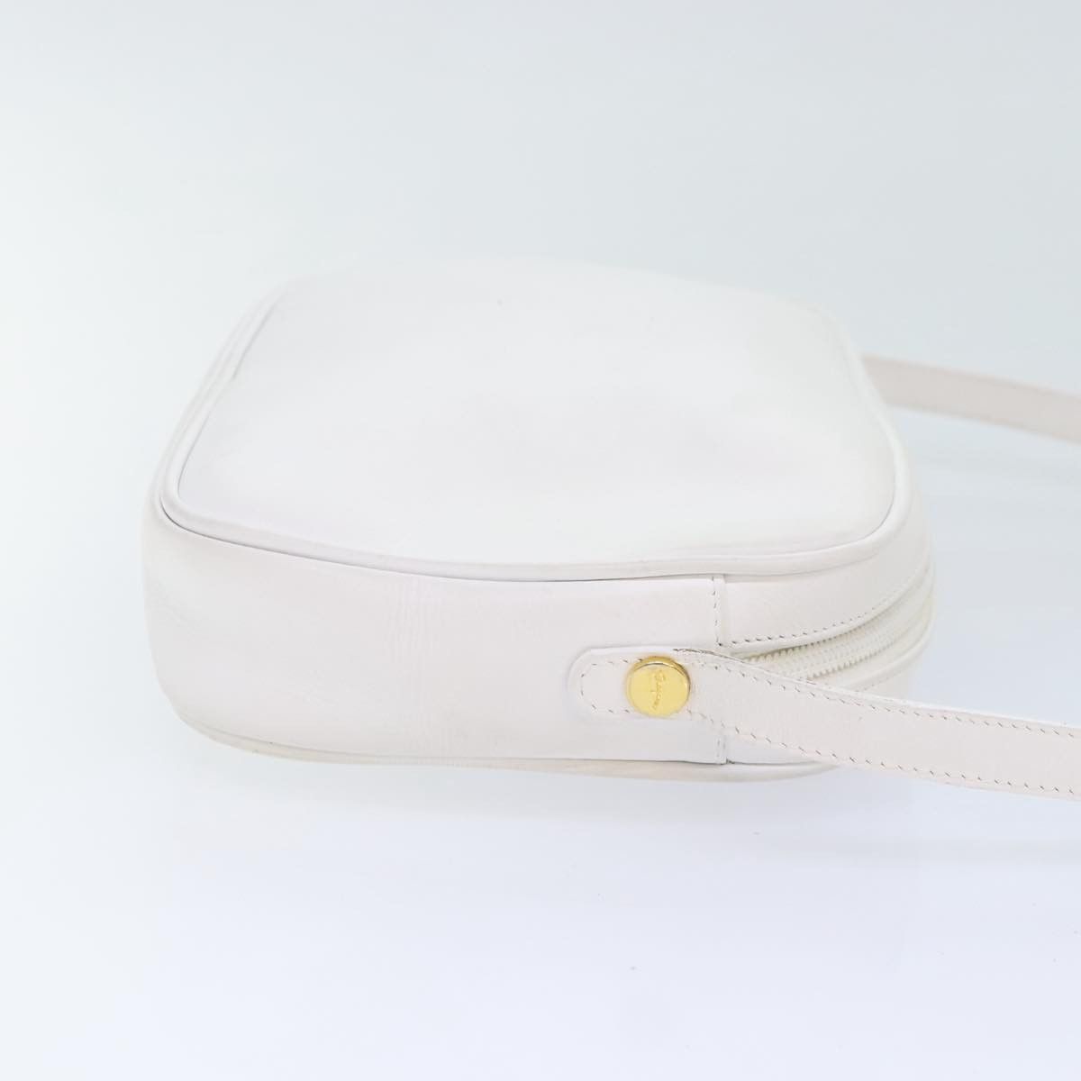 Salvatore Ferragamo White Leather Shoulder Bag (Pre-Owned) Size ONE SIZE - 3 Thumbnail
