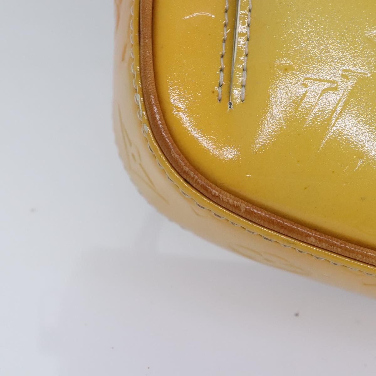 Louis Vuitton Fulton Beige Patent Leather Shoulder Bag (Pre-Owned) Size ONE SIZE - 17 Thumbnail