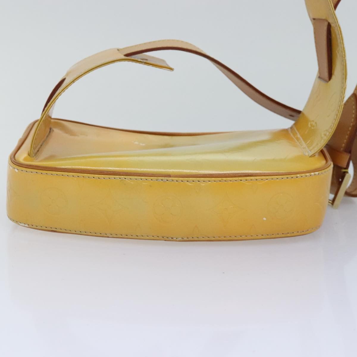Louis Vuitton Fulton Beige Patent Leather Shoulder Bag (Pre-Owned) Size ONE SIZE - 15 Thumbnail