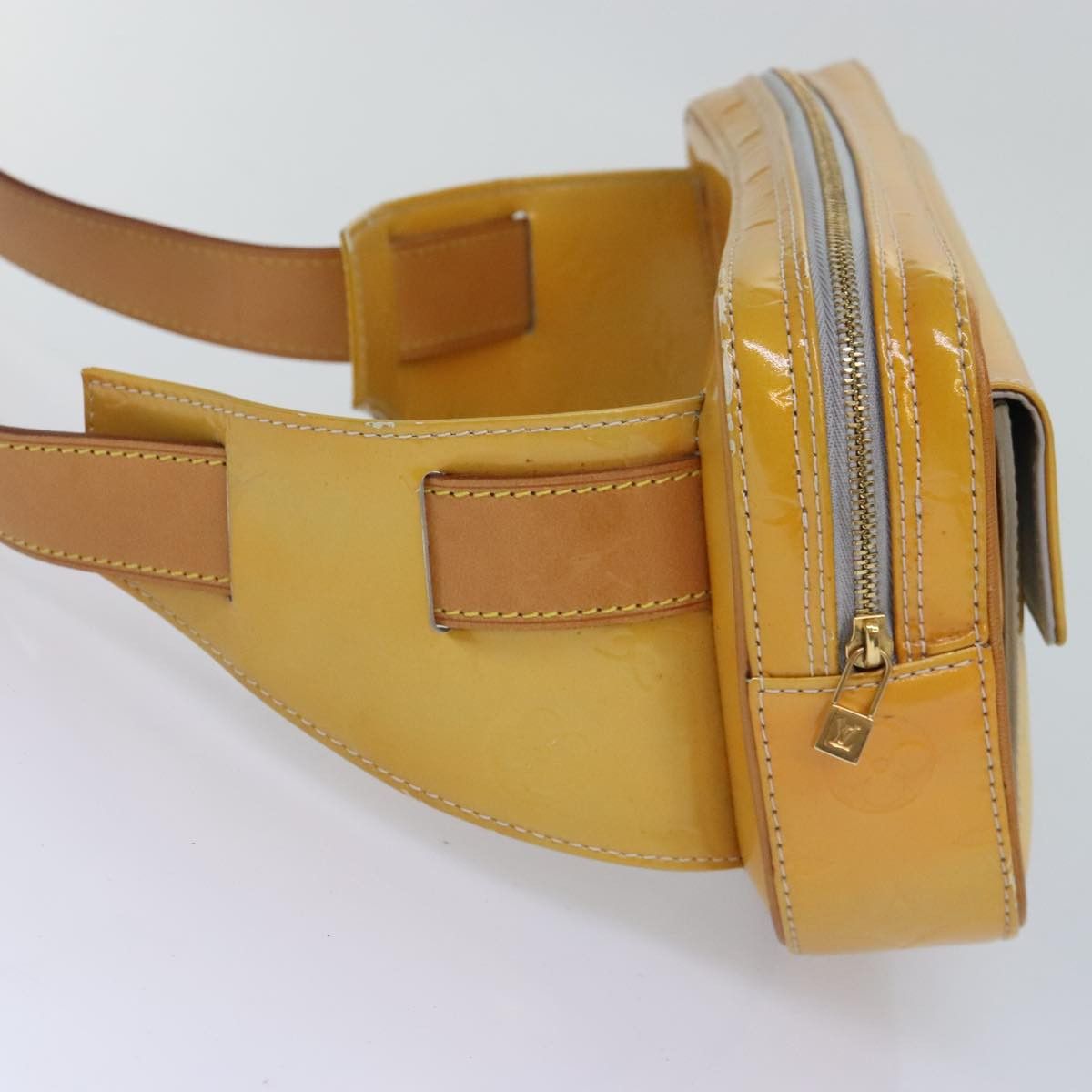 Louis Vuitton Fulton Beige Patent Leather Shoulder Bag (Pre-Owned) Size ONE SIZE - 12 Thumbnail