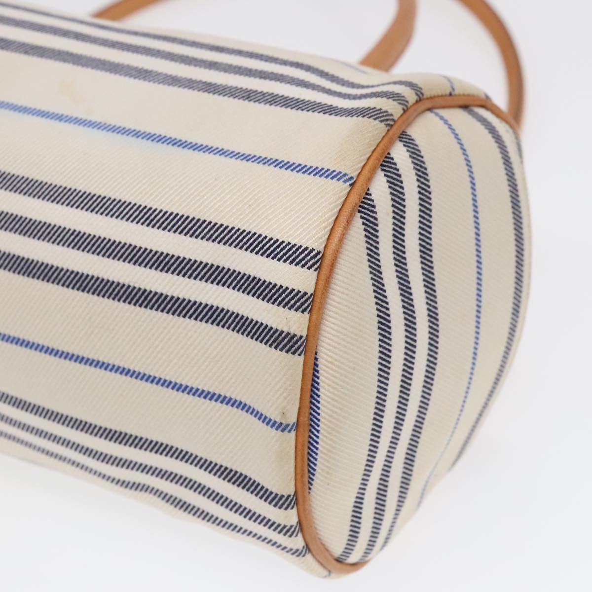 Burberry White Canvas Shoulder Bag (Pre-Owned) Size ONE SIZE - 10 Thumbnail