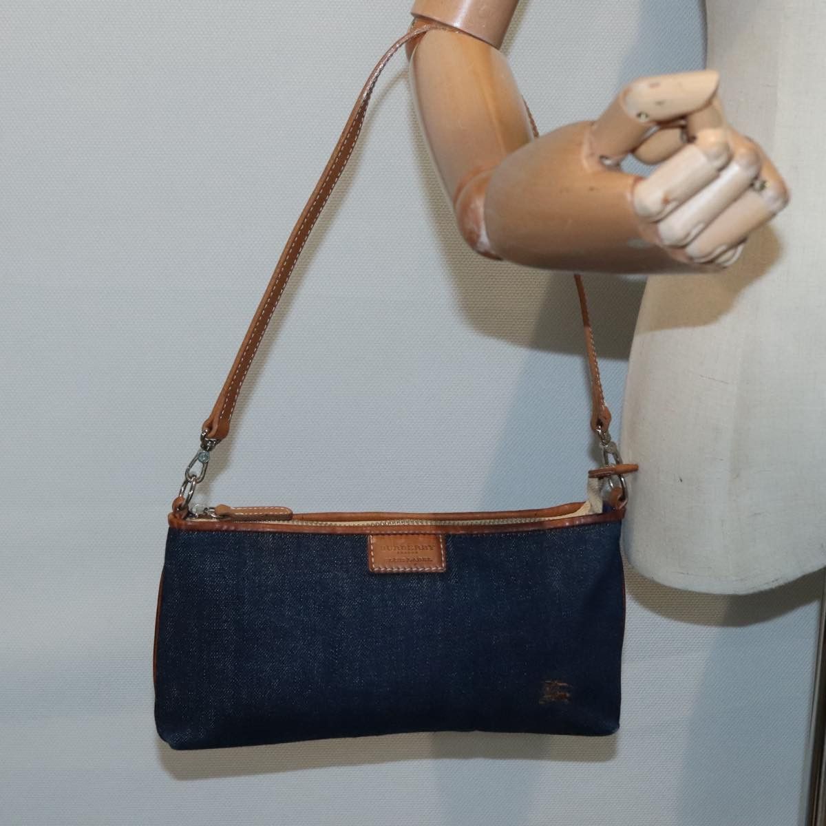 Burberry Navy Canvas Handbag (Pre-Owned) Size ONE SIZE - 14 Thumbnail