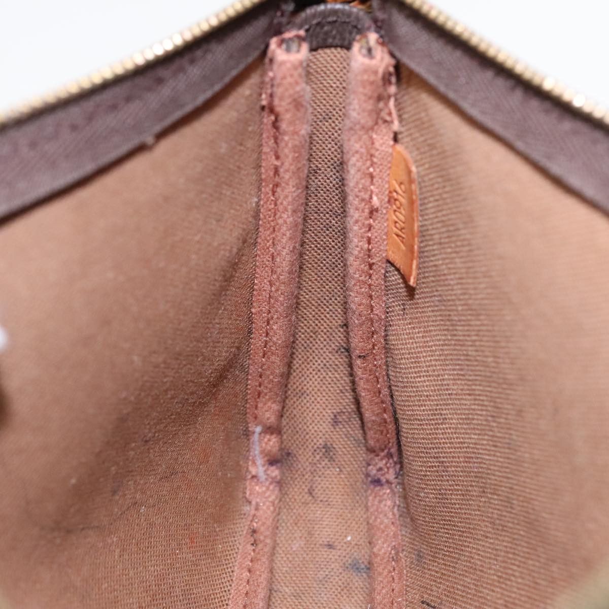 Louis Vuitton Pochette Accessoire Brown Canvas Clutch Bag (Pre-Owned) Size ONE SIZE - 19 Thumbnail