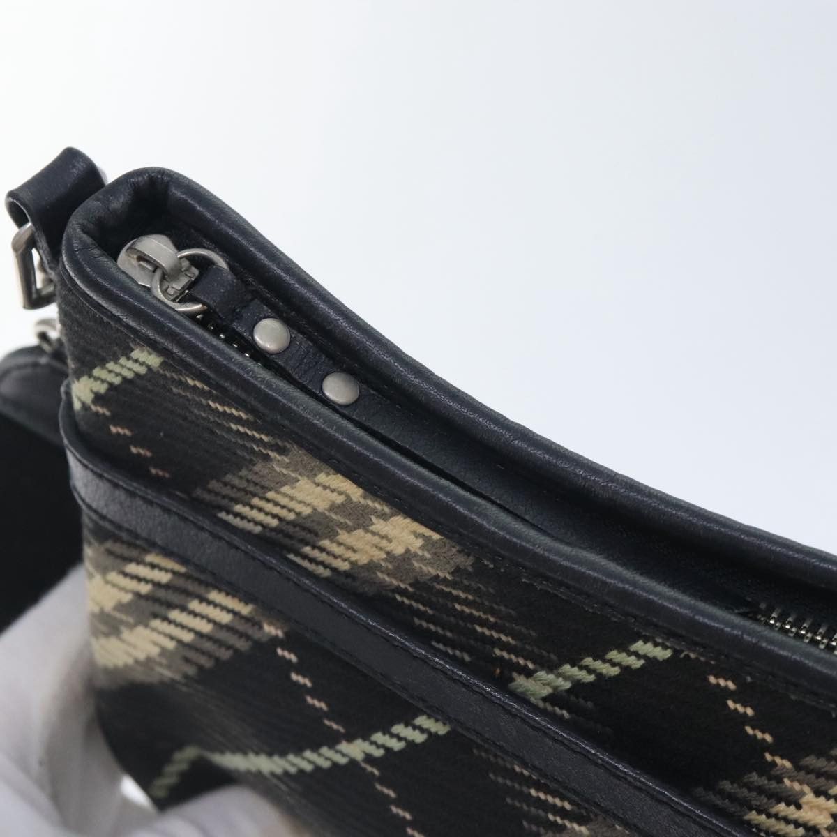 Burberry Nova Check Black Canvas Shoulder Bag (Pre-Owned) Size ONE SIZE - 12 Thumbnail