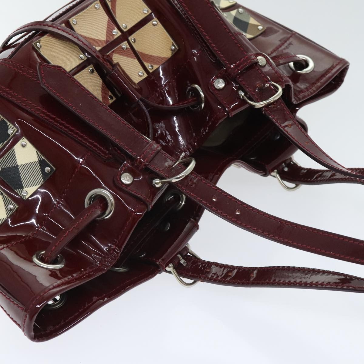 Burberry Red Patent Leather Handbag (Pre-Owned) Size ONE SIZE - 14 Thumbnail